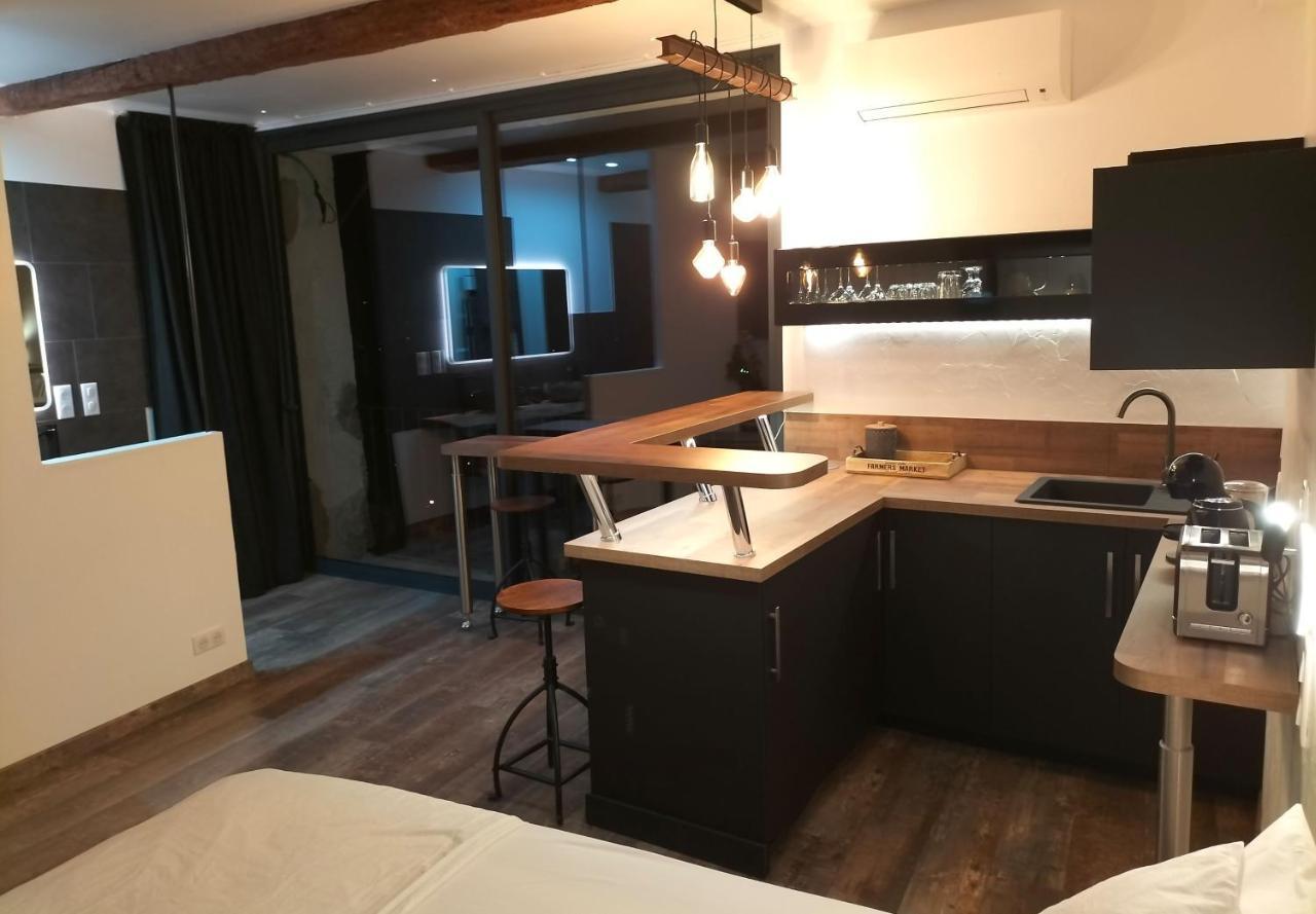 L'Essens Bed & Breakfast Файенс Екстериор снимка